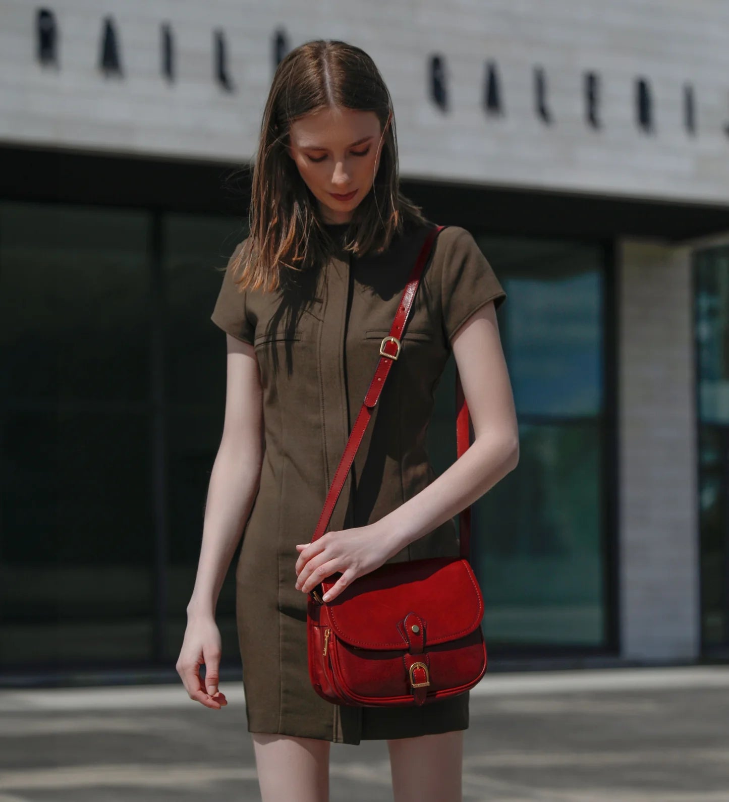 Inspirace pro Vás - Kožená crossbody kabelka - Women In Love