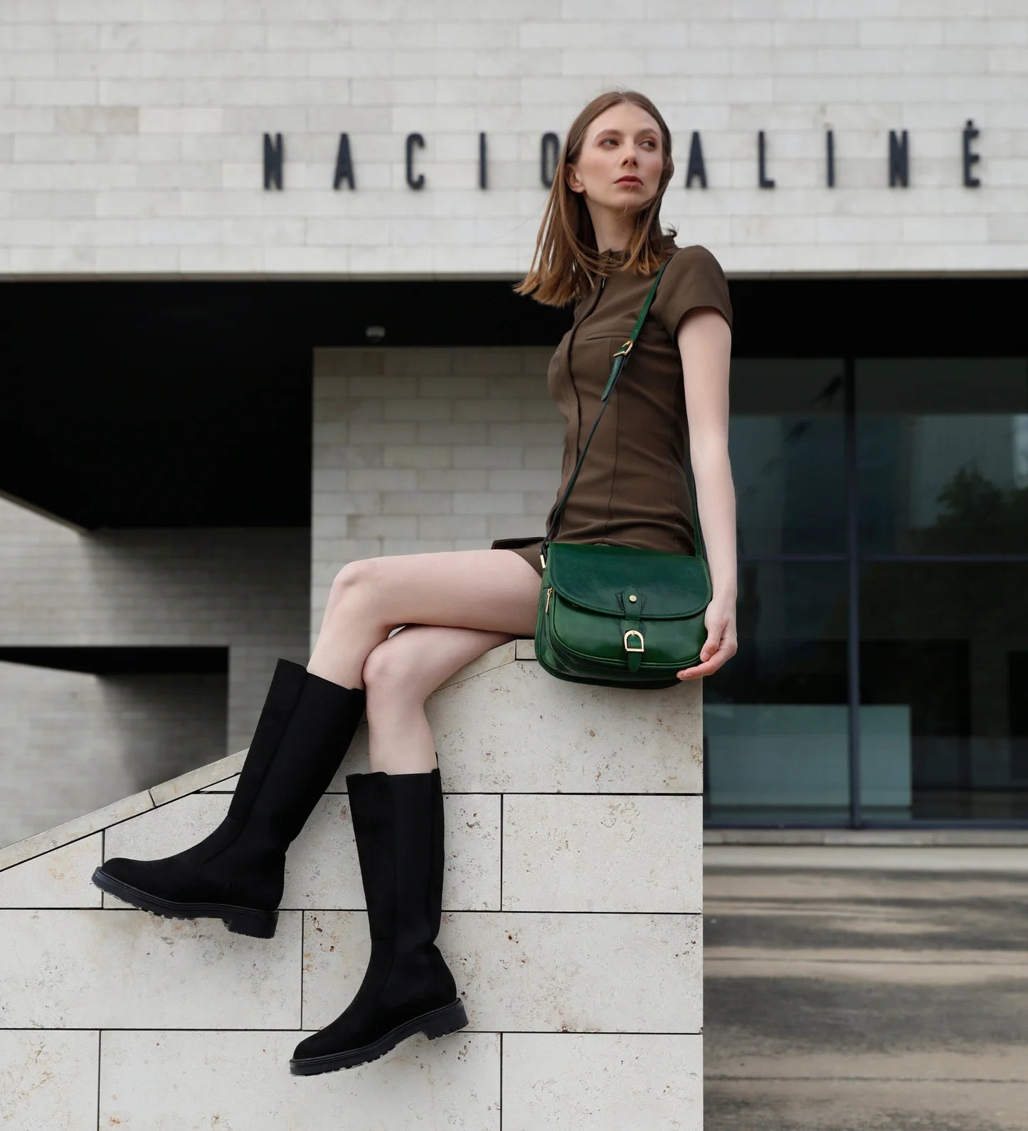 Kožená crossbody kabelka - Women In Love