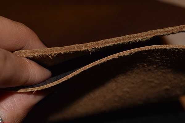 Co je Full Grain Leather?