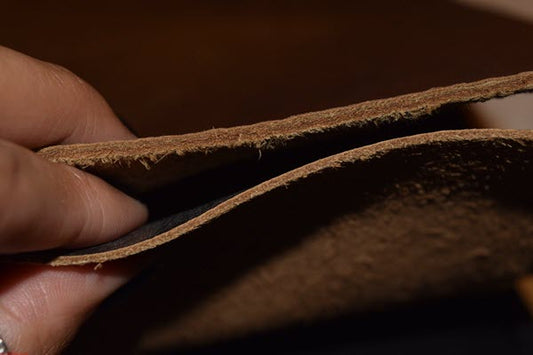 Co je Full Grain Leather?