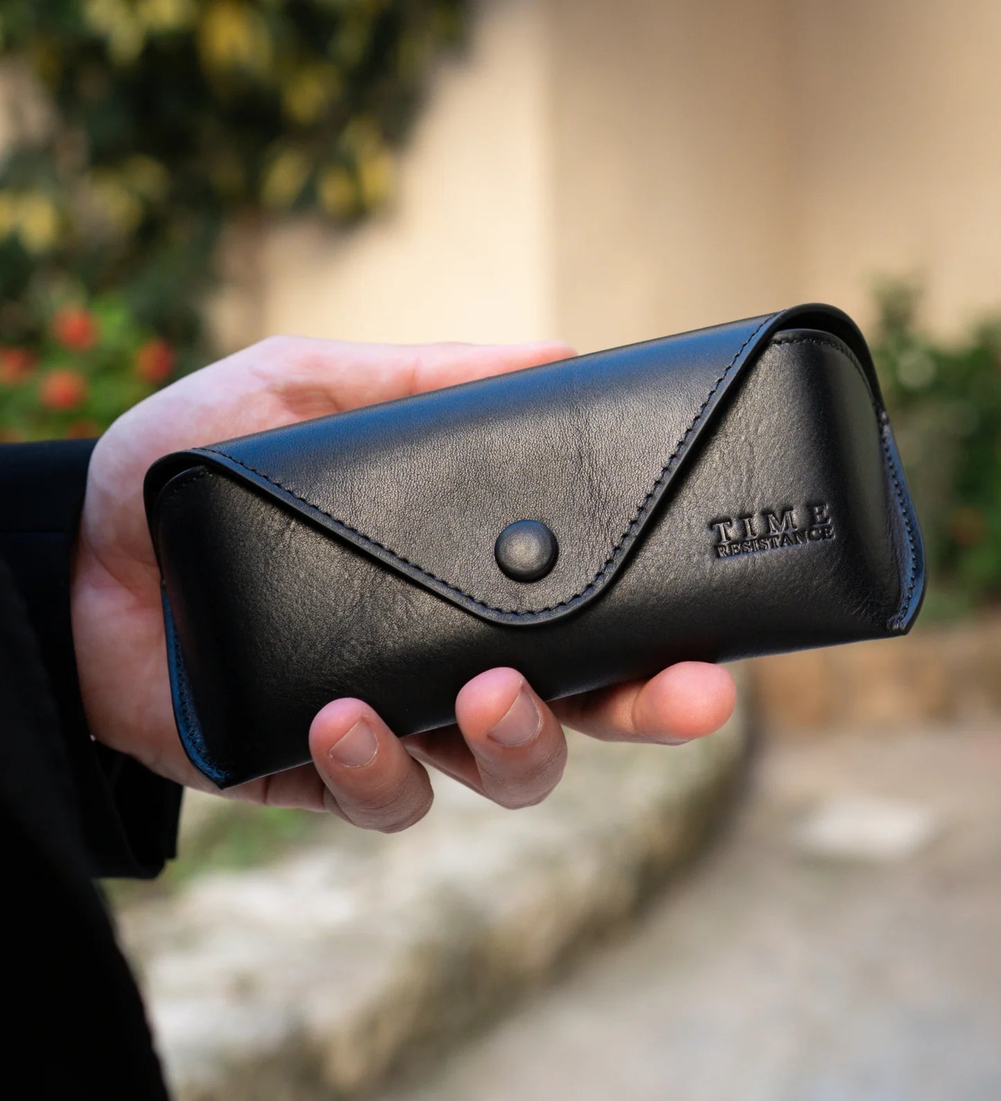 Retro kožené pouzdro na brýle - High Wind In Jamaica