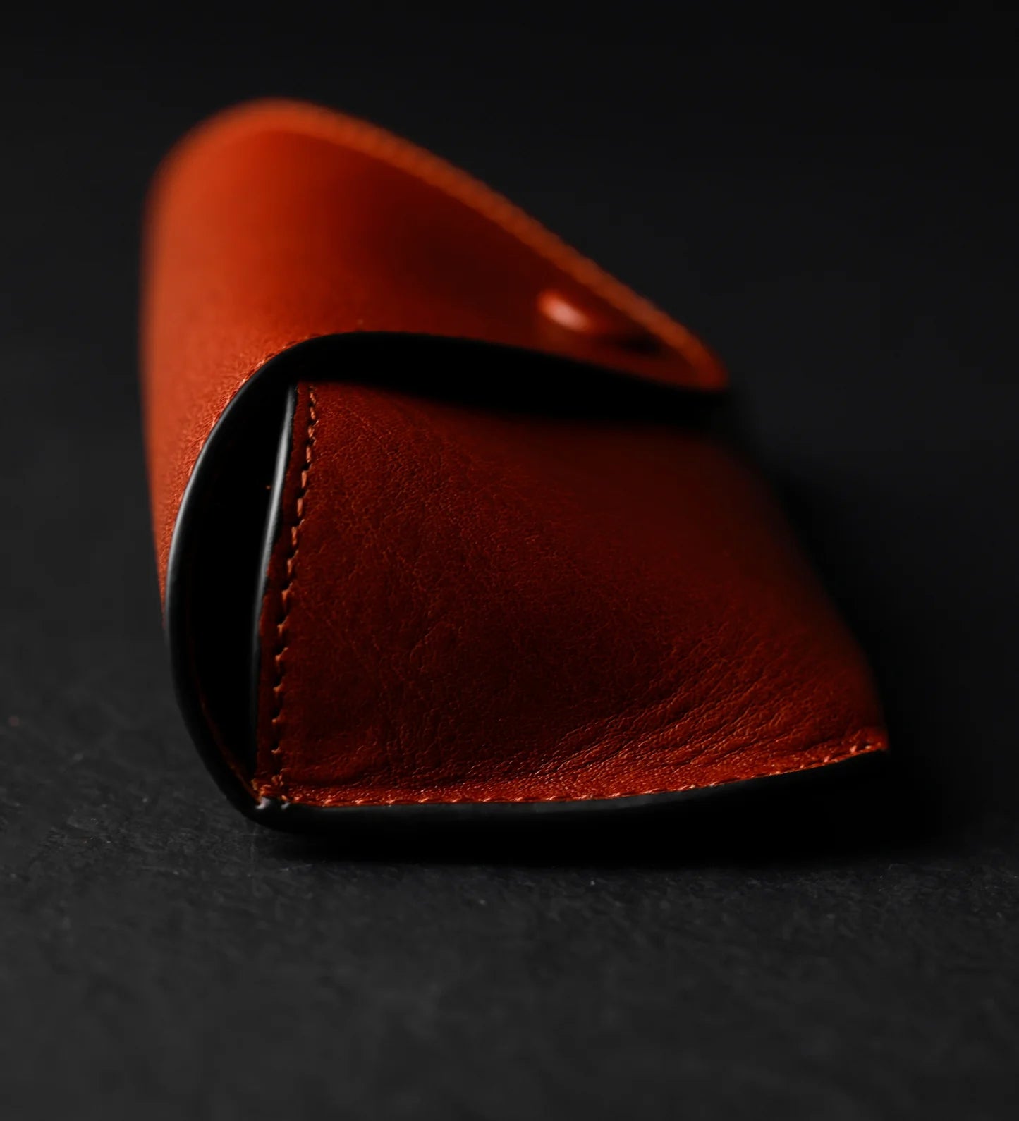 Retro kožené pouzdro na brýle - High Wind In Jamaica