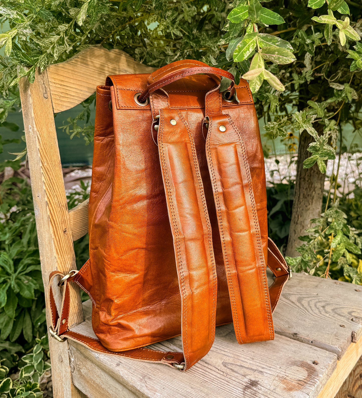 Městský kožený batůžek – Urban Explorer