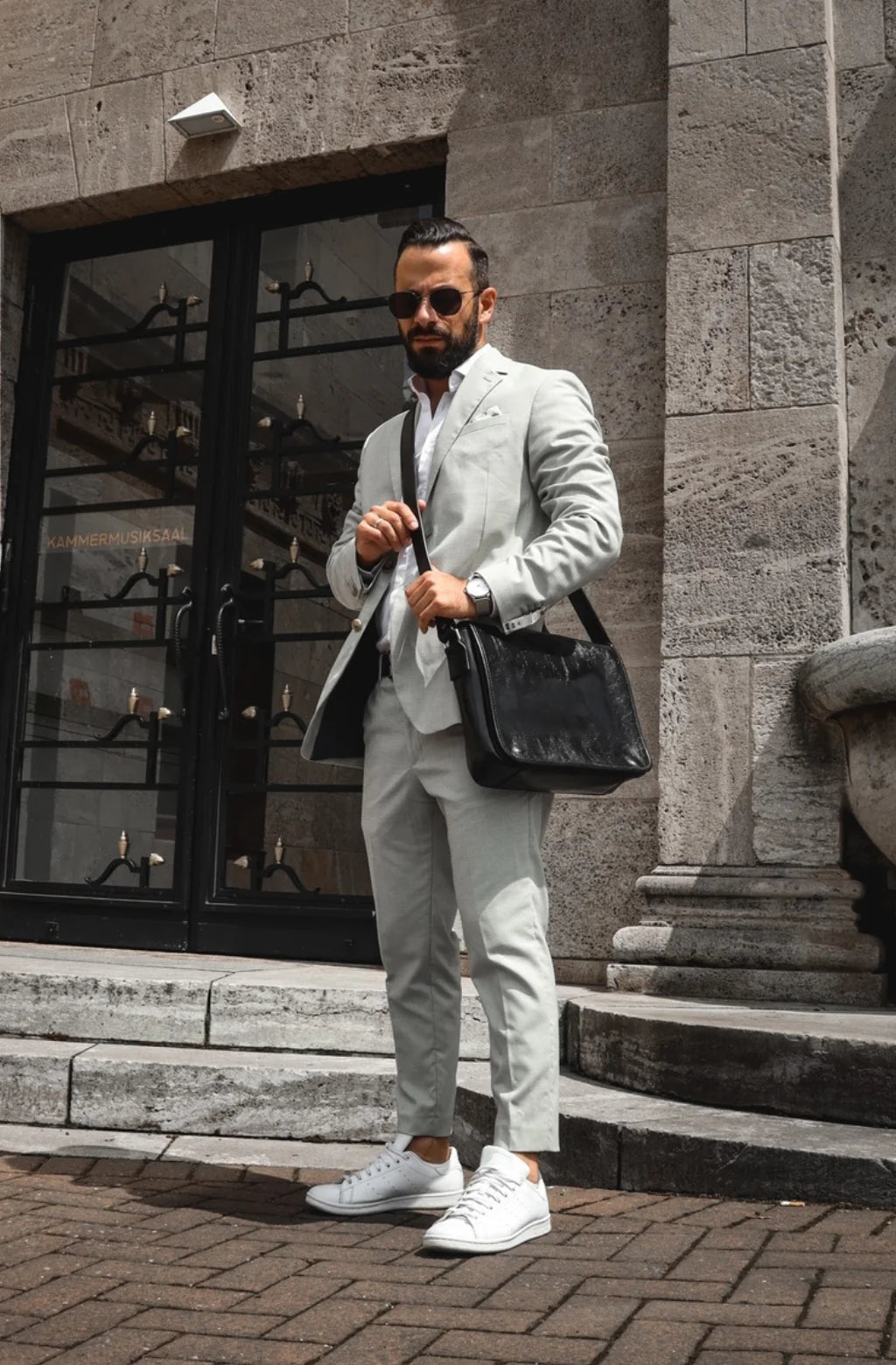 Inspirace pro Vás - Kožená crossbody taška - The Stranger