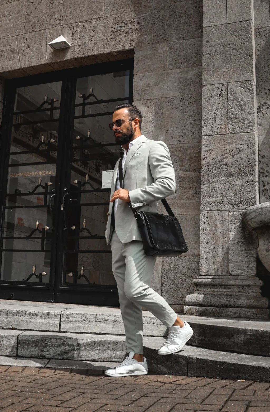 Inspirace pro Vás - Kožená crossbody taška - The Stranger