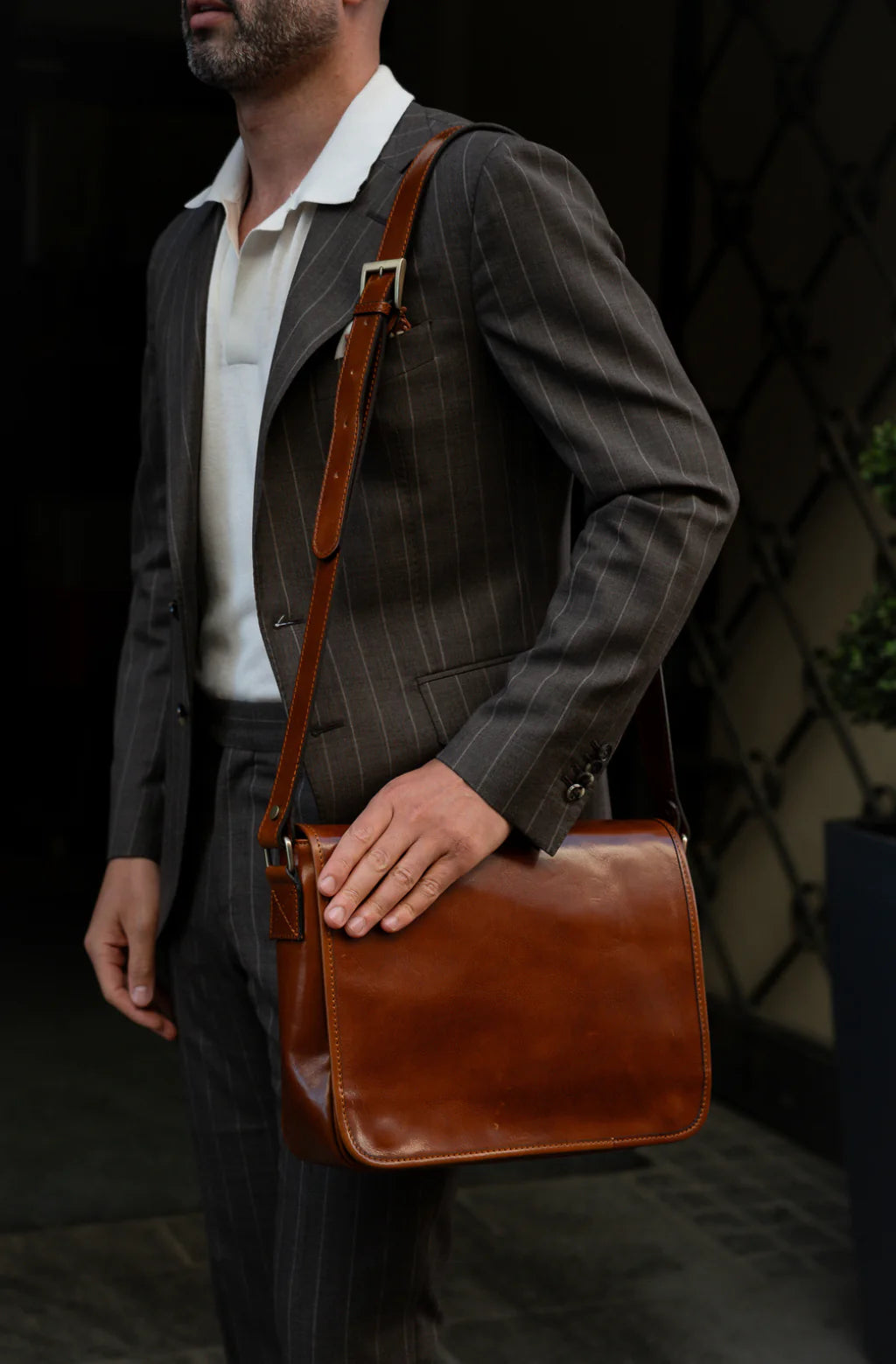 Inspirace pro Vás - Kožená crossbody taška - The Stranger