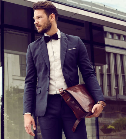 Kožená crossbody taška - The Stranger