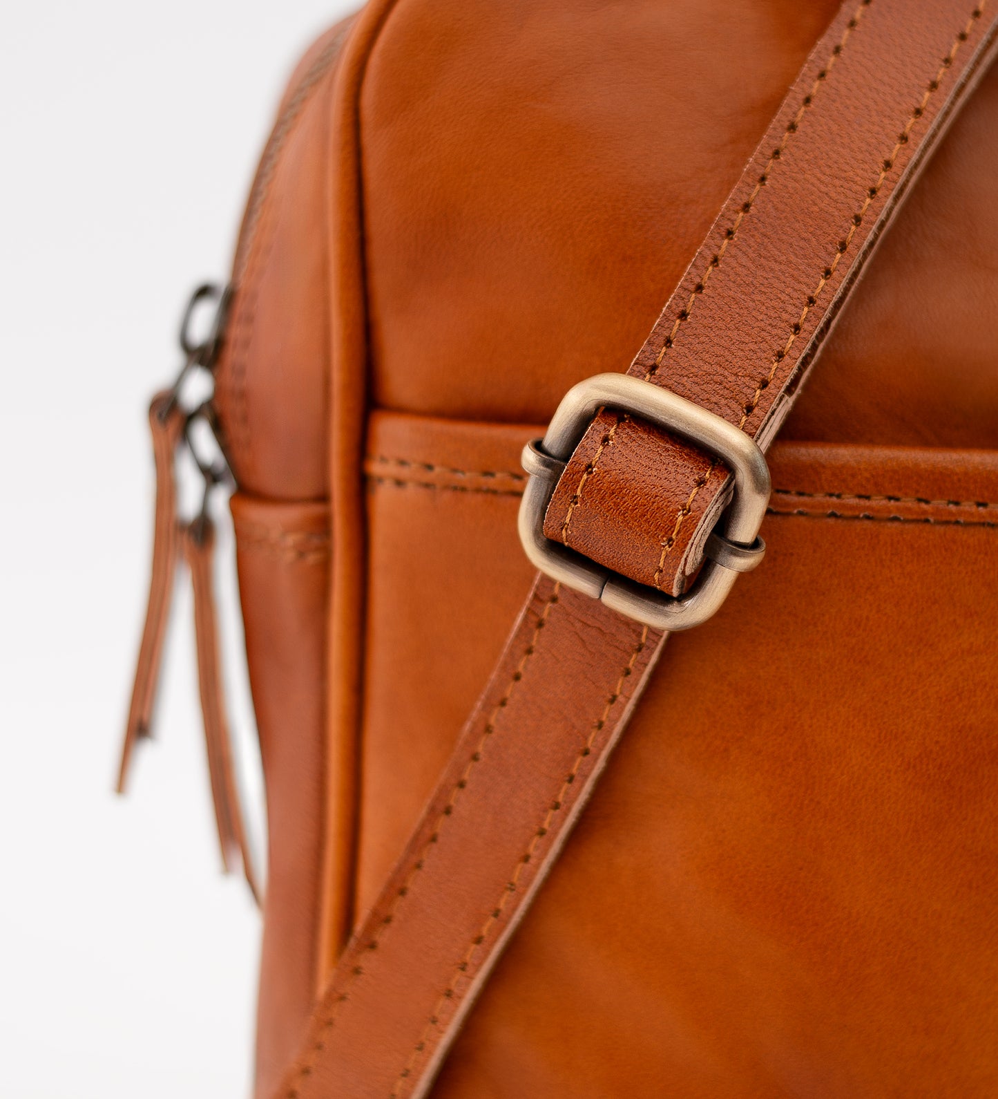 Malá crossbody taška - Pocket Odyssey