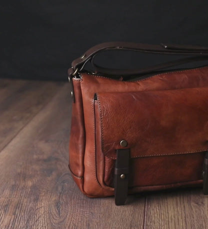 Kožená crossbody brašna - Persuasion