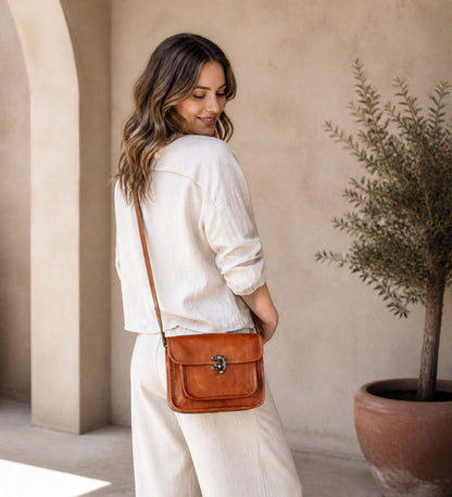 Crossbody kabelka z pravé kůže - Retro Alley