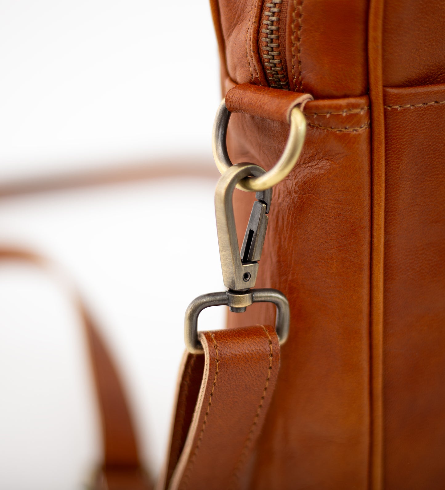 Kožená taška na notebook - Silent Power